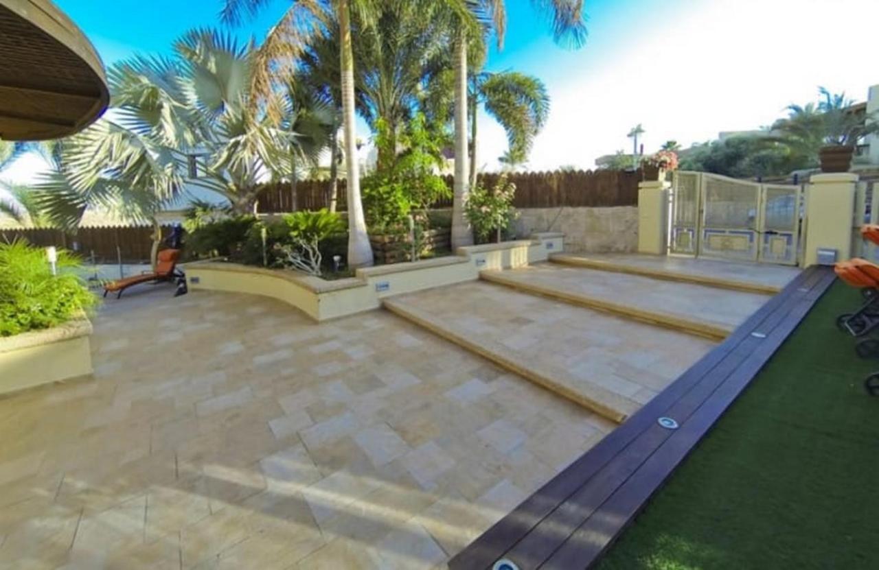Villa Family Eilat With Heated Pool Buitenkant foto